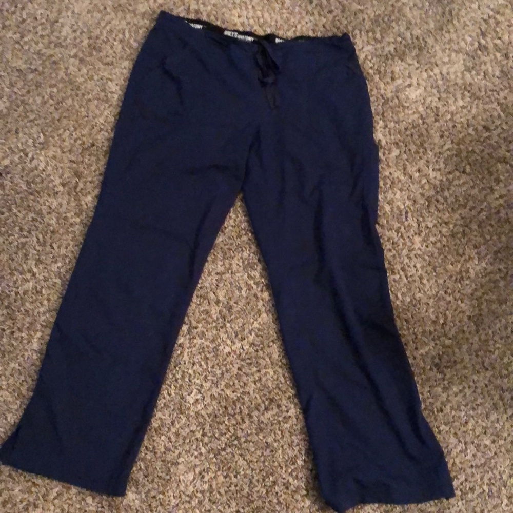 Navy Grey’s Anatomy scrubs